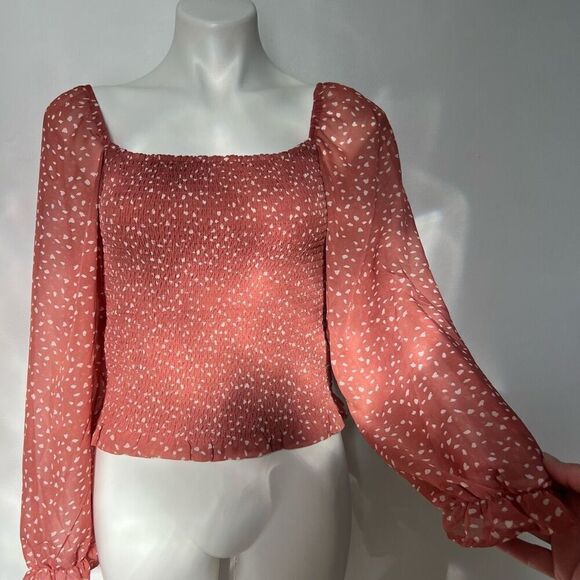 Lush Stitch Fix Smocked Sheer puff sleeve pink top - Picture 4 of 9